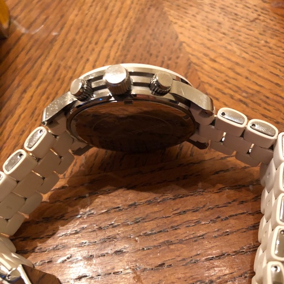 Michael Kors Watch - Picture 3 of 5